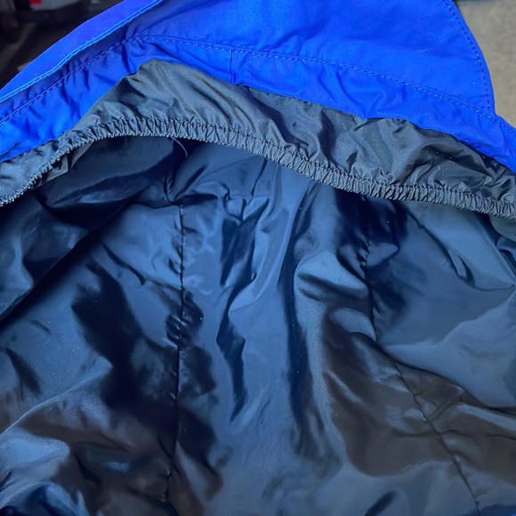 North Face Youth/Junior Jacket - Picture 8 of 9